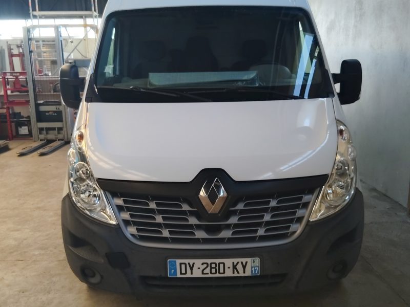 FOURGON-RENAULT-MASTER-CESALOC-001