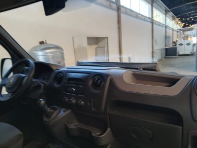 FOURGON-RENAULT-MASTER-CESALOC-001