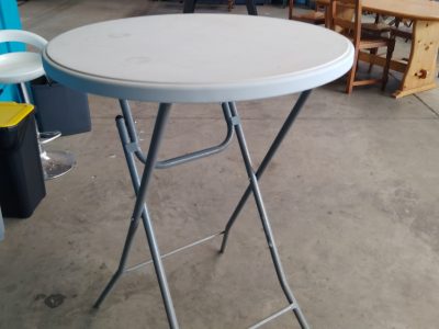 MANGE-DEBOUT-CESALOC-001