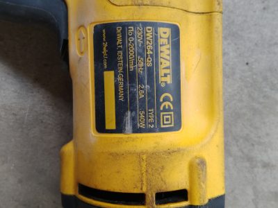 VISSEUSE-PLACO-DEWALT-JELA-001