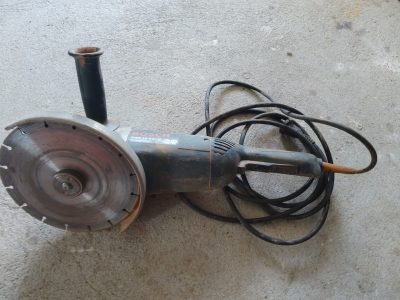 MEULEUSE-BOSCH-FACA-001