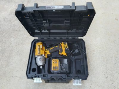 BOULONNEUSE-DEWALT-JELA-001