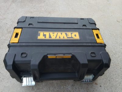 LASER-DEWALT-JELA-001