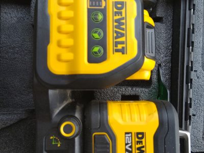 LASER-DEWALT-JELA-001
